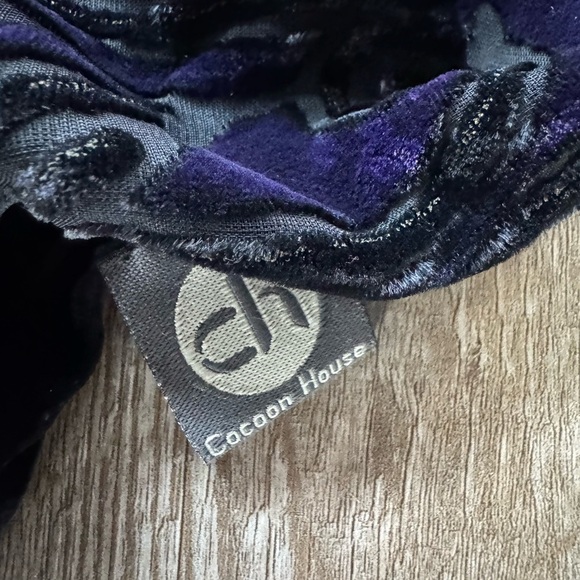 Black and Purple Velvet Burnout Scarf from Cocoon House - Picture 3 of 4